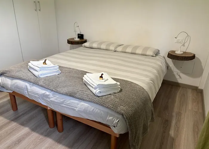 Casa Scaletta Santa Lucia Feriehus *